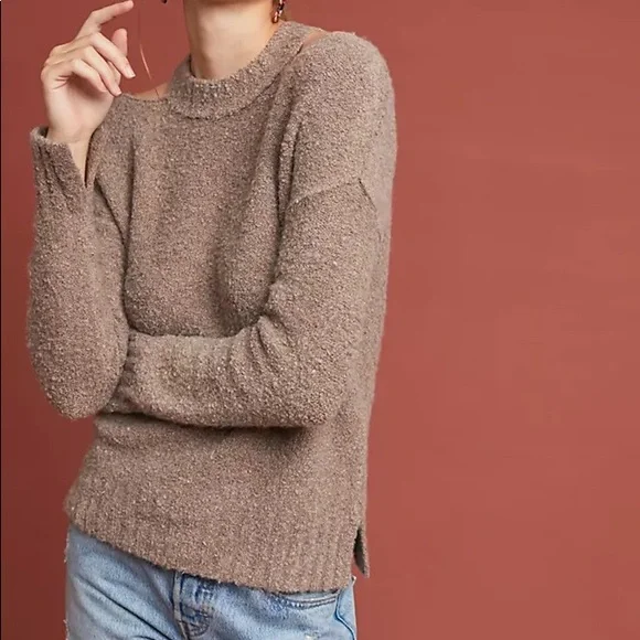 [NWoT] 🌟NEW Anthropologie Cutout Beary Sweater - Picture 15 of 16